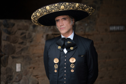 Alejandro ha incursionado en varios géneros musicales.