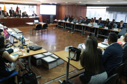 Los jueces Iván León, Marco Rodríguez e Iván Saquicela instalaron la diligencia a las 09:03 de este lunes.