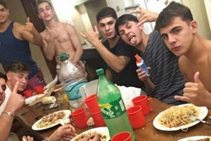 Los deportistas cumplen un mes detenidos tras su implicación en el asesinato en grupo a un joven en argentina.