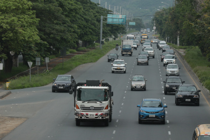 Vía a la costa. El tránsito en esa arteria podría llegar a su tope cuando se ejecuten los proyectos que lleva a cargo la Municipalidad.