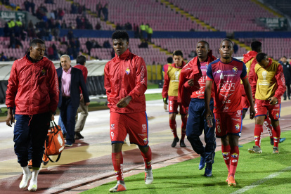 El Nacional quedó fuera de Copa Sudamericana después de empatar a dos goles por bando en Quito.