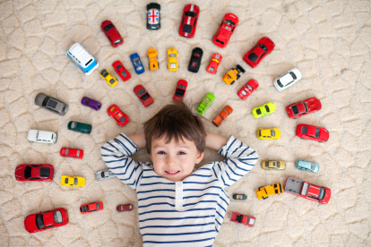 La colección de carros, de legos y demás objetos será un tema de conversación en sus pequeños.