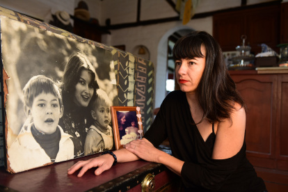 Sofía Barriga atesora fotos y recuerdos de su madre y sus hermanos.



20  de febreo de 2020

KARINA DEFAS 

Agencia (ag-expreso ag-extra ag-quito)