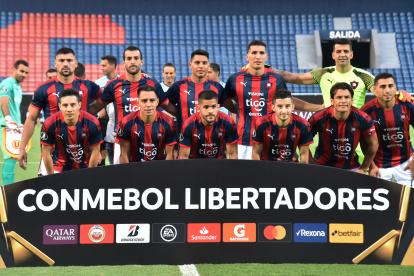 Cerro Porteno necesita ganar por dos goles de diferencia, sin recibir ninguno, para dejar a Barcelona fuera de la Copa Libertadores.