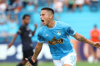 Defendiendo a Sporting Cristial, Cristian Ortiz jugó la fase dos de la Copa Libertadores ante Barcelona