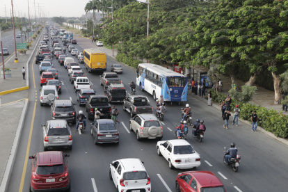 Tráfico. La movilidad es uno de los temas más criticados en el cantón.