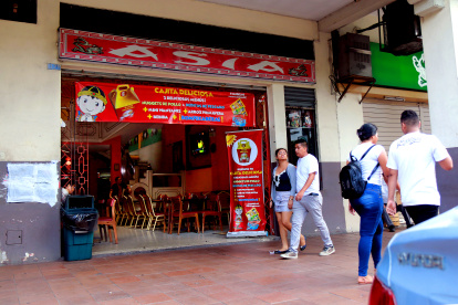 Los locales de comida asiática han reducido notablemente sus ventas.