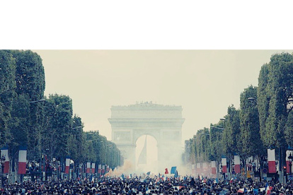 La película de origen francés es dirigida por  Ladj Ly.