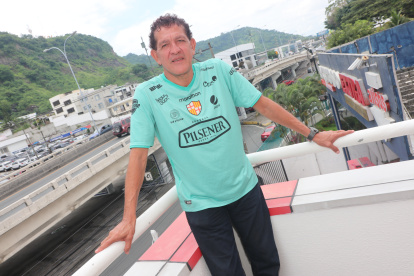 Víctor Mendoza, el recordado Espartaco, en Gráficos Nacionales.