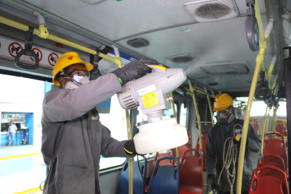 El Municipio desinfectó las unidades de transporte metropolitano