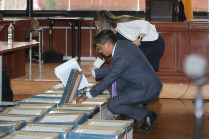 Más de 72.000 hojas integran el expediente por cohecho en el caso Sobornos 2012-2016.