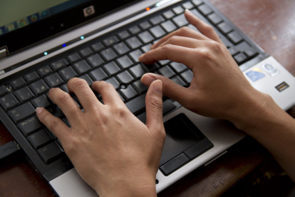 En abril de 2019, luego del retiro del asilo a Julian Assange, Ecuador recibió algo más de 40 millones de ataques informáticos.