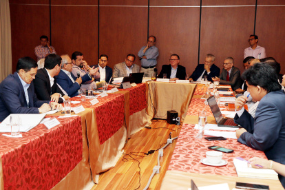 Reunión. Un conversatorio para resolver cuestionamientos sobre la movilidad.


PERIODISTA : BLANCA MONCADA  



FECHA : 04/03/2020 



Agencia (ag-extra)