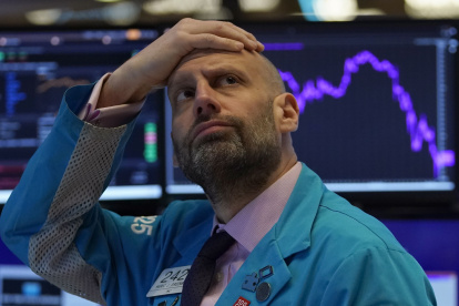 Nueva York enloquece por la caída de las acciones.