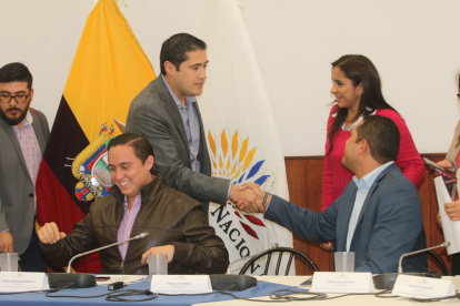 El ministro Richard Martínez acudió a la Asamblea para defender las reformas tributarias que planteó al final de 2019.