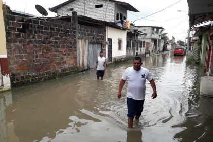Efecto. La población lamenta las pérdidas económicas.