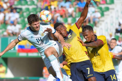 El partido entre Ecuador y Argentina es uno de los que se pospondría por el coronavirus.