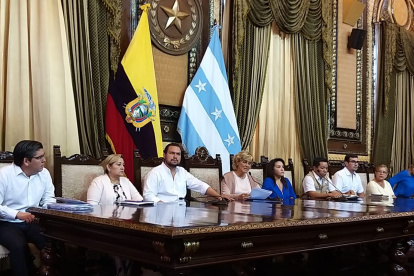 La alcadesa difundió las medidas antes de iniciar al sesión de Concejo de hoy jueves 12 de marzo.