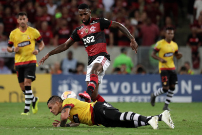 Barcelona la está pasando mal en la fase de grupos de la Copa Libertadores. La noche del miércoles 11 demarzo fue goleado en Brasil.