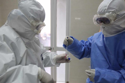 Laboratorios privados ya están autorizados para hacer pruebas en Ecuador