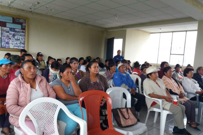 En 10 comunidades del cantón Salcedo se inició una capacitación sobre el Coronavirus y sus riesgos