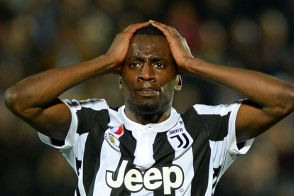 El volante francés, Blas Matuidi, es el segundo futbolista de la Juventus en dar positivo tras examen de COVID-19.