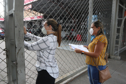 Clausura. En el operativo participaron funcionarios del ministerio de Trabajo.