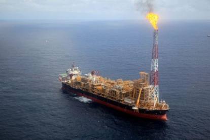 El costo del petróleo no para de desplomarse por la paralización de actividades en todo el planeta.