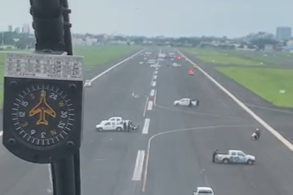 Este era el escenario cuando el vuelo de Iberia intentaba aterrizar esta tarde.