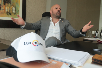 Miguel Ángel Loor, presidente de la LigaPro, dice que el torneo se reanudaría el 2 de mayo.