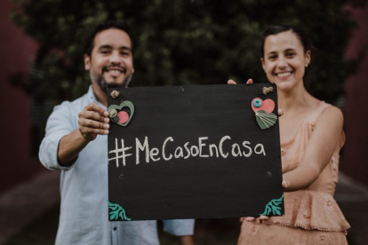 BUENOS AIRES. El anuncio previo del matrimonio de Diego Aspitia y Sofía Cuggino.