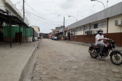 Los salitreños estaban preocupados por la falta de personal en el casa de salud.
