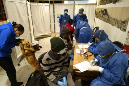 Es importante que en cualquier caso, el paciente cuente con asistencia médica.
