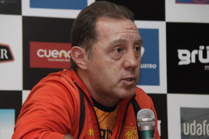 Álex Aguinaga, excapitán e histórico jugador que defendió a la Tricolor.