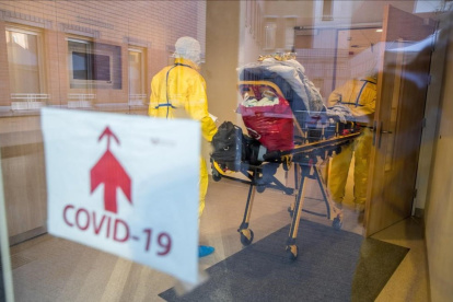 El numero de contagios continúa en aumento, principalmente en Guayas, la provincia más afectada.