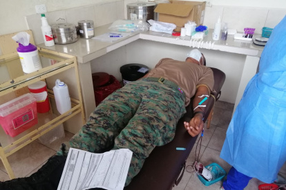 Las Fuerzas Armadas se unieron a la donación de sangre ante la deficiencia de pintas que registra la Cruz Roja