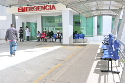 El número de casos positivos confirmados aumentó a 1.823 el sábado.