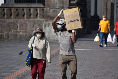 Los casos en el país siguen en aumento, al igual que los fallecidos.