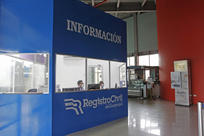 Hoy 30 de marzo de 2020, el Registro Civil de la ciudadela Martha de Roldós abrió sus puertas para la realización de ese trámite.