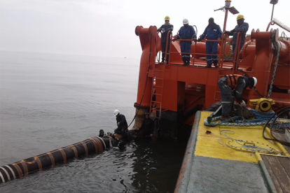 El crudo almacenado permitirá mantener las exportaciones petroleras.