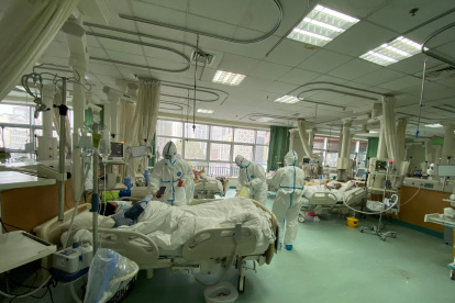 La cifra de casos confirmado aumentó en más de un 40% debido al procesamiento rápido de pruebas.