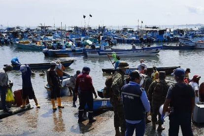 Santa Rosa. Los habitantes exigen que la zona sea militarizada y cerrada para evitar la propagación del virus.