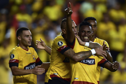 Barcelona oficializó este 13 de abril que no iba a participar en la Copa Ecuador de este año. Minutos más tarde, hizo lo propio su compañero de patio: Emelec