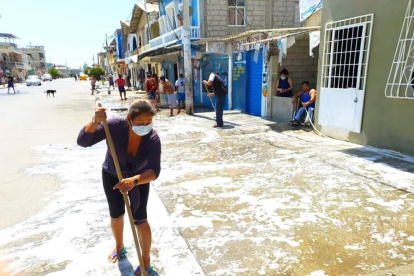 Hecho. Limpiar las vías es la única medida de protección en ciertas zonas.