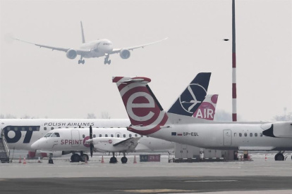 La fabricación de aviones, otra víctima del coronavirus y sus efectos económicos en el mundo.