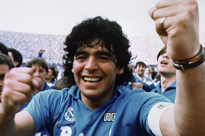 Diego Armando Maradona es considerado el mayor ídolo en la historia del Nápoli.