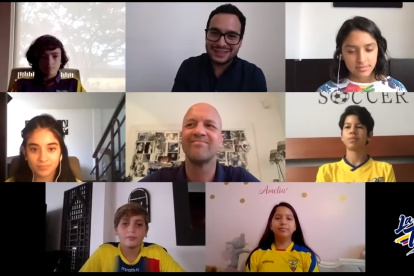 Seis menores fueron los entrevistadores virtuales de Jordi Cruyff, seleccionador de Ecuador.