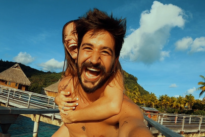 La pareja tiene más de 3 años de relación.