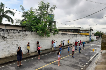 Acto. Los moradores de la ciudadela Dáger elevaron sus plegarias.