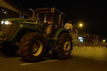 Labor. Las últimas desinfecciones en la ciudad se realizaron en la ciudadela Ferroviaria.